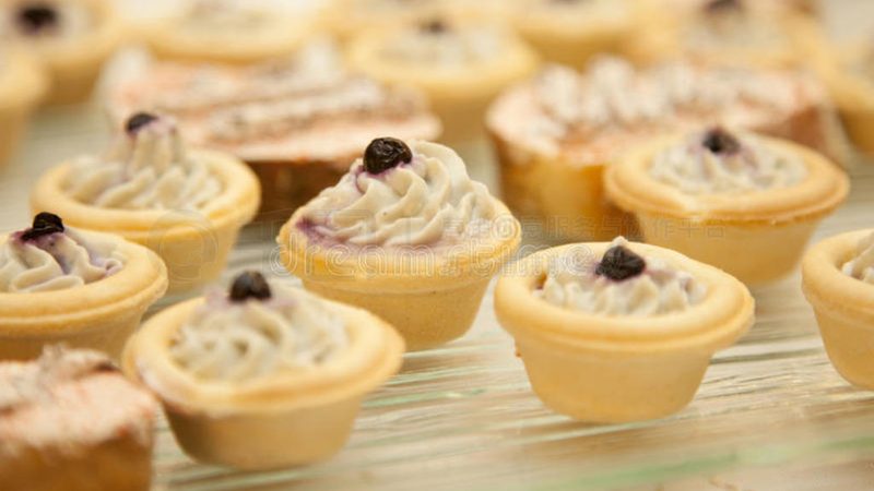 揭秘小食品代加工：批发报价背后的秘密