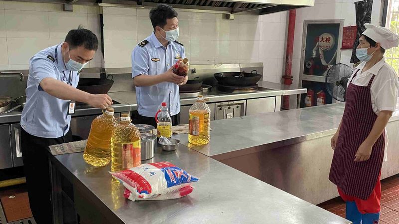 揭秘零食批发一手货源：厂家直供背后的秘密