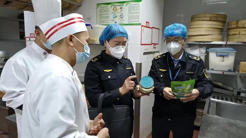 坚果炒货与干果：减肥时的健康选择
